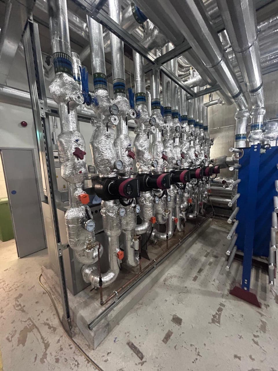 Dense plant room pipework installation